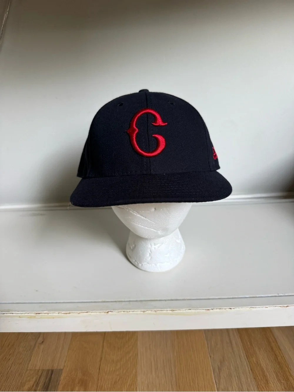 New Era Cleveland Buckeyes Negro League Hat Size 7 1/8